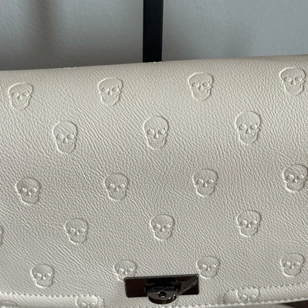 Betsey Johnson White Skull Shoulder Bag Brand New